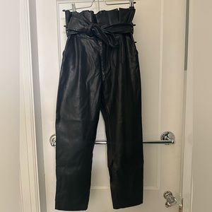 Venti6 High Waisted Faux Leather Pant with Belt - Size M